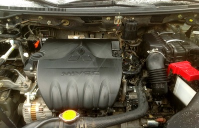 Подкапотное пространство Митсубиси Лансер 9